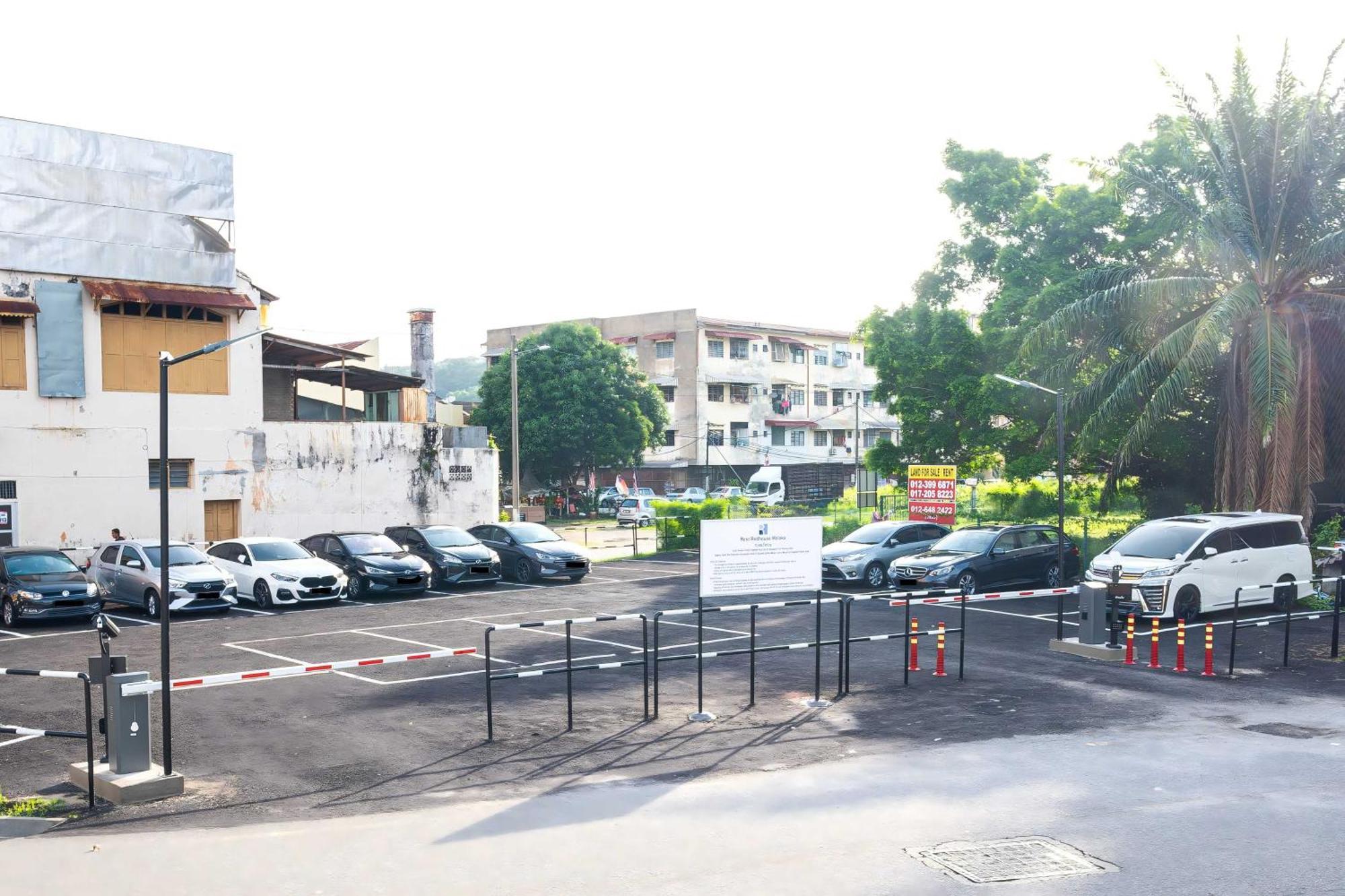 Rest Collection Redhouse Melaka Hotel Bagian luar foto